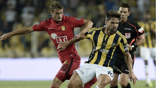 Diego Ribas'tan müthiş performans