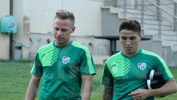 Dzsudzsak, Bursaspor'la ilk antrenmanına çıktı