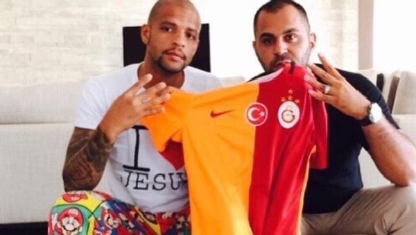 Felipe Melo'dan 4 yıldızlı paylaşım