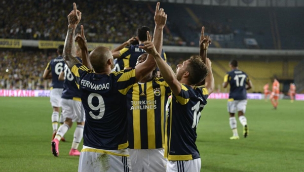 Fenerbahçe güle oynaya Avrupa Ligi'nde