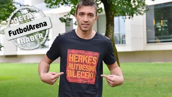 Fernando Muslera direkten döndü