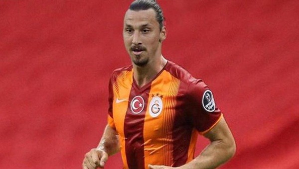 Galatasaray cephesinden Ibrahimovic tweeti!