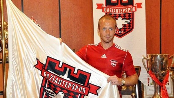 Gaziantepspor, Larsson'u renklerine kattı