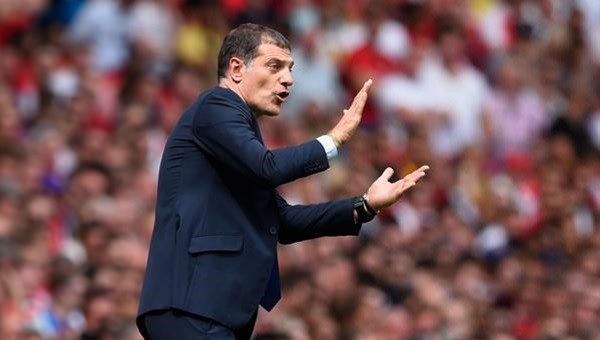 Hasreti Slaven Bilic dindirdi