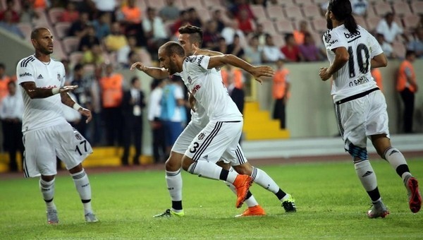 Beşiktaş, Mersin İdmanyurdu'nu deplasmanda 5-2 mağlup etti