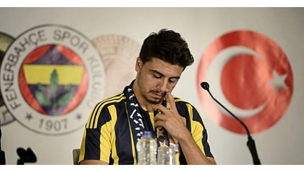 Ozan Tufan Fenerbahçe'de ilk kez