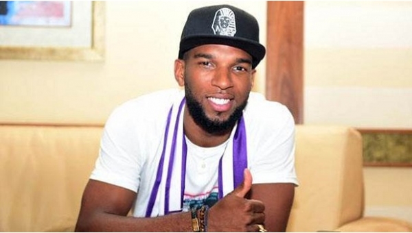 Ryan Babel'den bayan takipçisine OLAY tweet