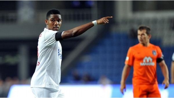 Samuel Eto'o'dan ilk maçında 2 gol