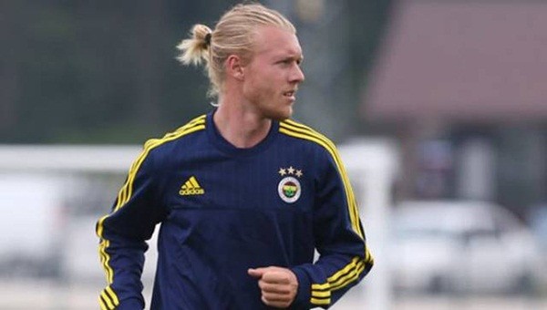 Simon Kjaer 4 yıl sonra kızardı