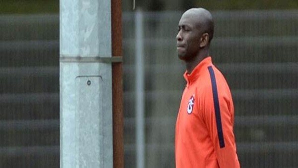 Onur İdmanda, Mbia maçta