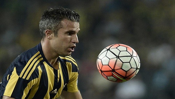 Van Persie ligde ilk maçında nasıl oynadı?