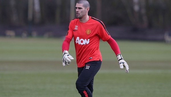 Victor Valdes, Beşiktaş taraftarını heyecanlandırdı