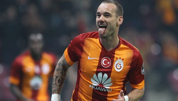 Wesley Sneijder sözünü tuttu