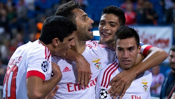 Benfica, Atletico Madrid'i deplasmanda yıktı