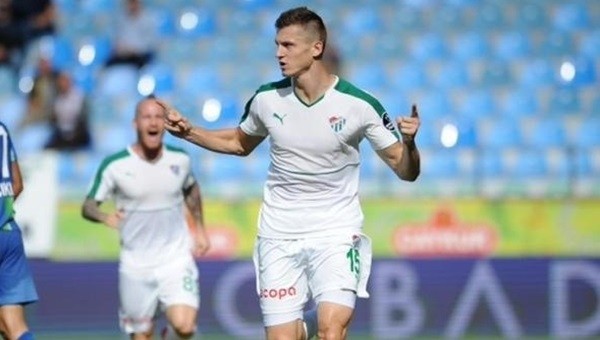 Bursaspor kazandı, Çaykur Rizespor ünvanı kaybetti