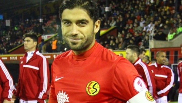 Eskişehirspor kaptanı İsmail Kartal'a inanıyor