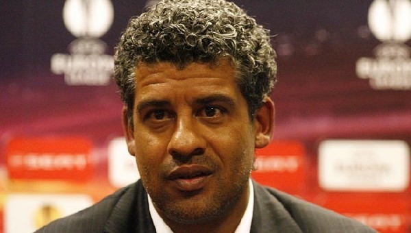 Frank Rijkaard: 'Arda Turan, Barcelona'ya özel şeyler katabilir'