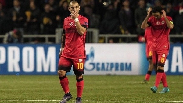 'Galatasaray sahada rezil oluyor'