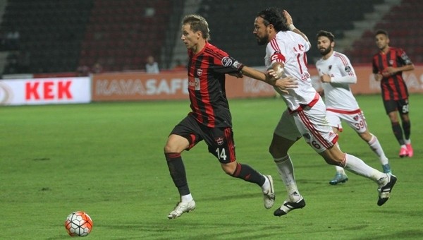 Gaziantepspor İsveç'li golcüsüyle güldü