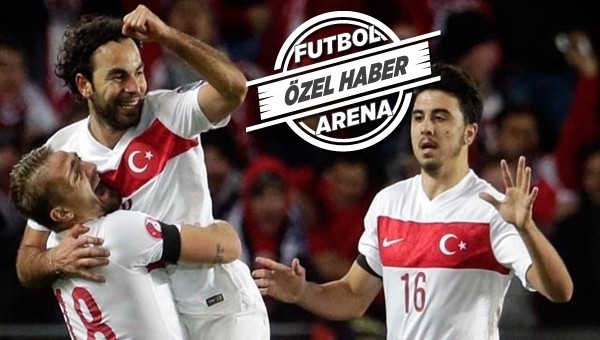 FutbolArena, Türkiye'nin ilk 11'ini saatler öncesinden açıkladı