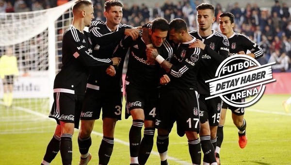 Kartal yüksekten uçuyor