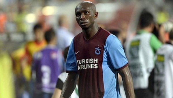 Mbia Trabzonspor tarihine geçti