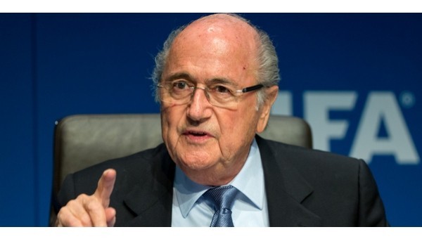 McDonalds ve Coca-Cola Blatter'i köşeye sıkıştırdı