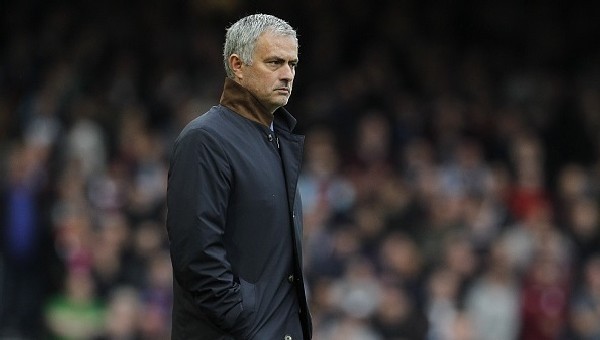 Mourinho'nun koltuğu sallantıda