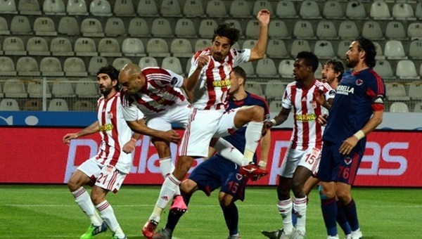 Sivasspor beraberlik serisine devam etti