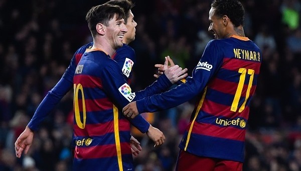 Barcelona liderliğini sürdürdü