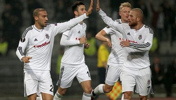 Beşiktaş gruptan nasıl çıkar?