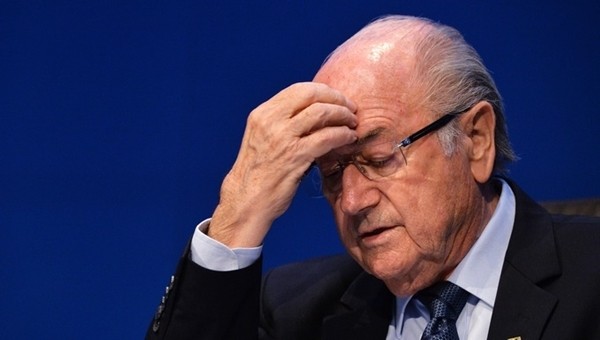 Blatter hastaneye kaldırıldı