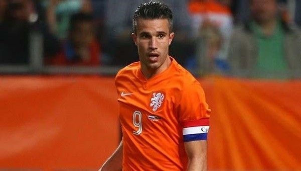 Blind'den Van Persie'yi üzen açıklama