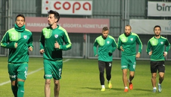 Bursaspor ya kazanıyor, ya kaybediyor