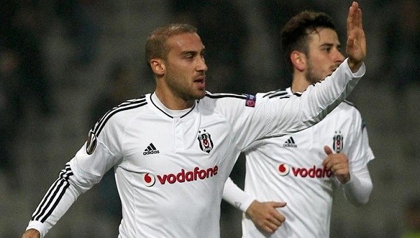 Cenk Tosun maçın ardından özür diledi