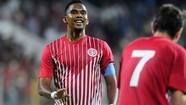 Eto'o'dan alkışlanacak hareket