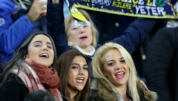 Fenerbahçe-Trabzonspor maçını kaç bin kişi izledi?