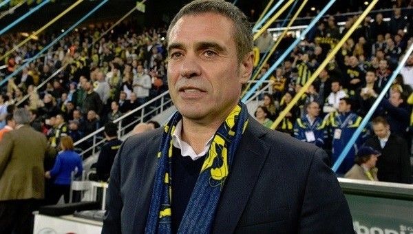 Fenerbahçe'de Ersun Yanal için 42 bin imza