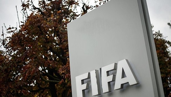 FIFA'dan rüşvet cezası