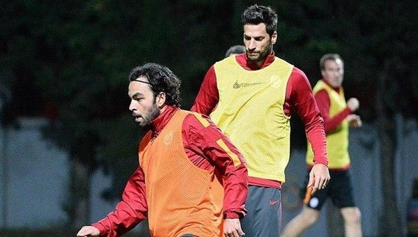 Galatasaray'da Benfica maçı öncesi rötar
