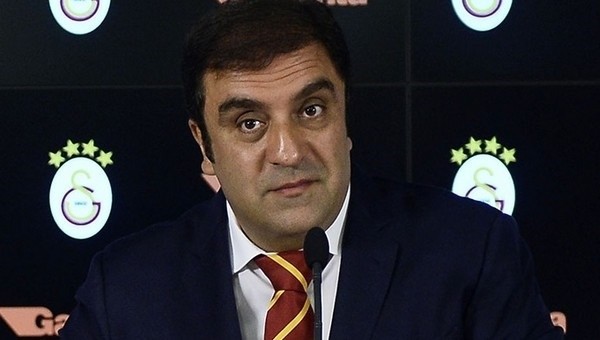 Galatasaray'da yönetim karıştı