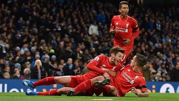 Liverpool deplasmanda Manchester City'i dağıttı
