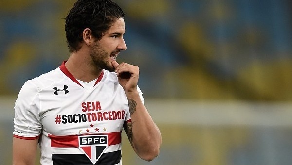 Liverpool'da Alexandre Pato sesleri