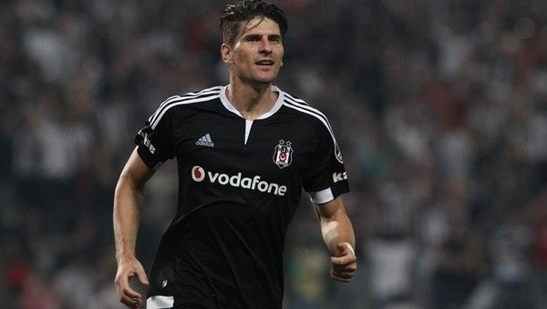 Mario Gomez 11 maç sonra yedek! İlginç tesadüf