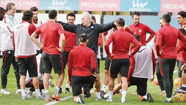 Mustafa Denizli galibiyet primi istemedi