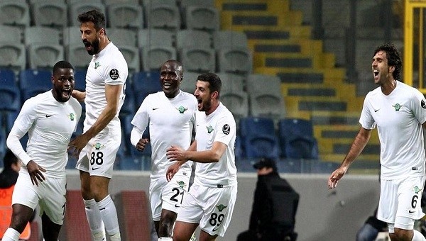 Süper Lig'de büyüklerin belalısı Akhisar