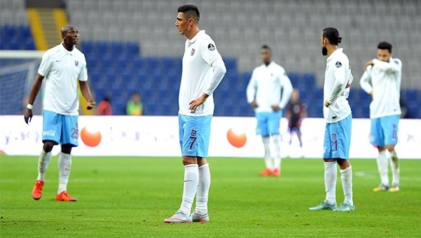 Trabzonlu futbolculara şok! 'Para yok'