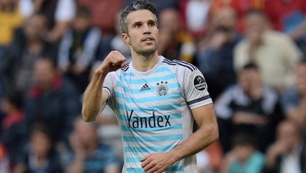 Van Persie'den Barcelona açıklaması