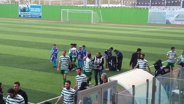 B.Çekmece Tepecik-İnegölspor maçında Putin'e tepki