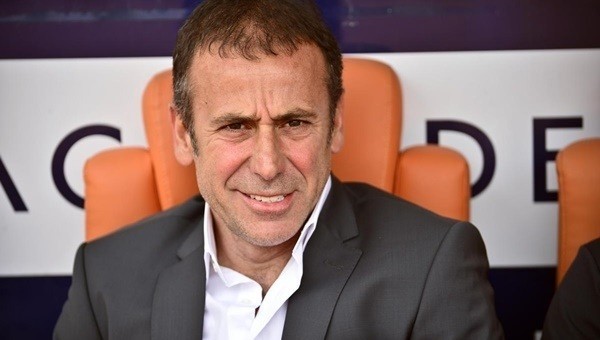 Abdullah Avcı tribünlere hareket mi çekti? Sert açıklama
